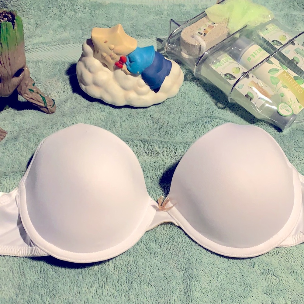 Push up bra- wired Maiden form  (Box#5)